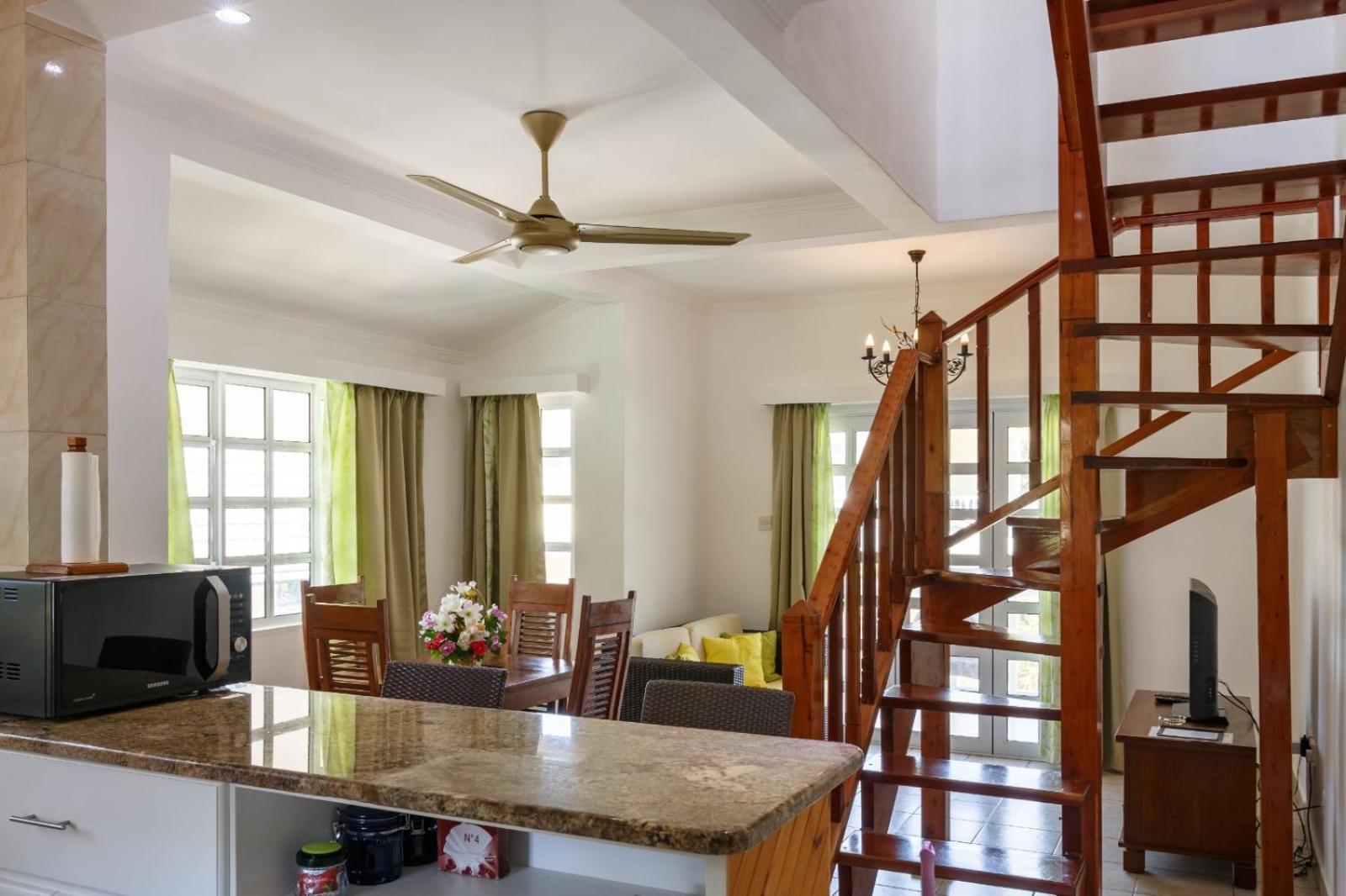 Captain'S Villa Takamaka Bagian luar foto